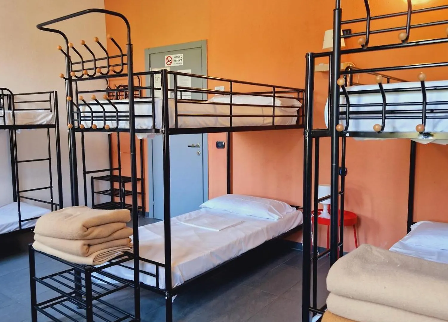 Hostel B&B E Ostello, Parco Di Monza, Cascina Costa Alta Włochy
